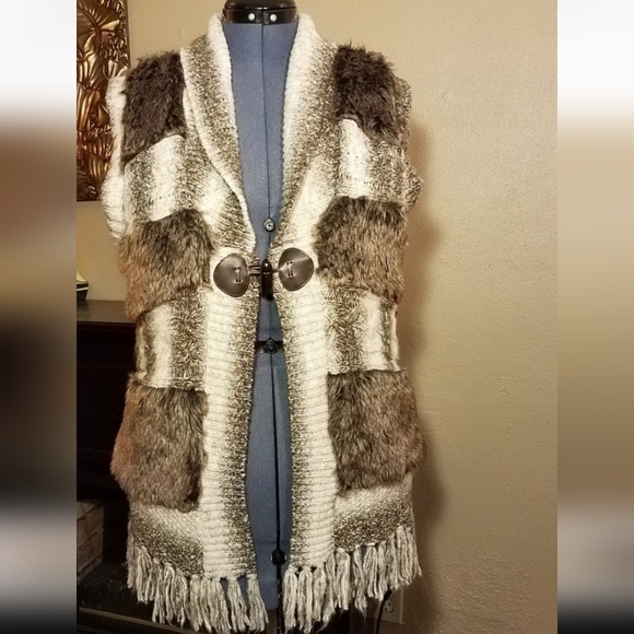 Cynthia Rowley sweater vest SZ.S NWT - Picture 1 of 7